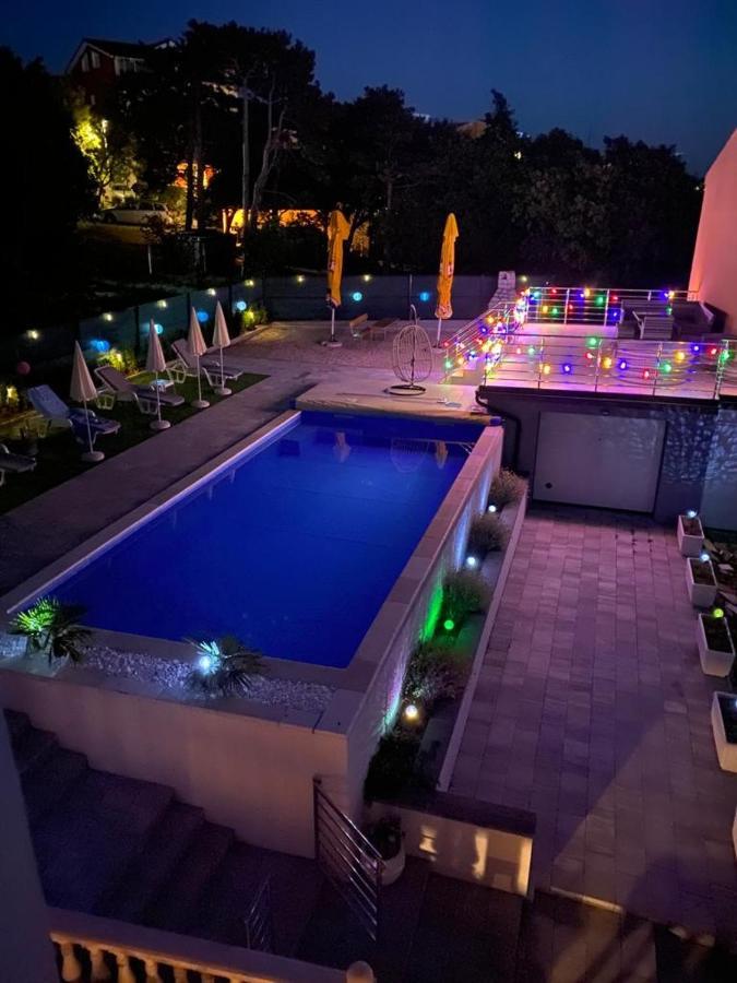 Apartments Adria Цриквеница Экстерьер фото
