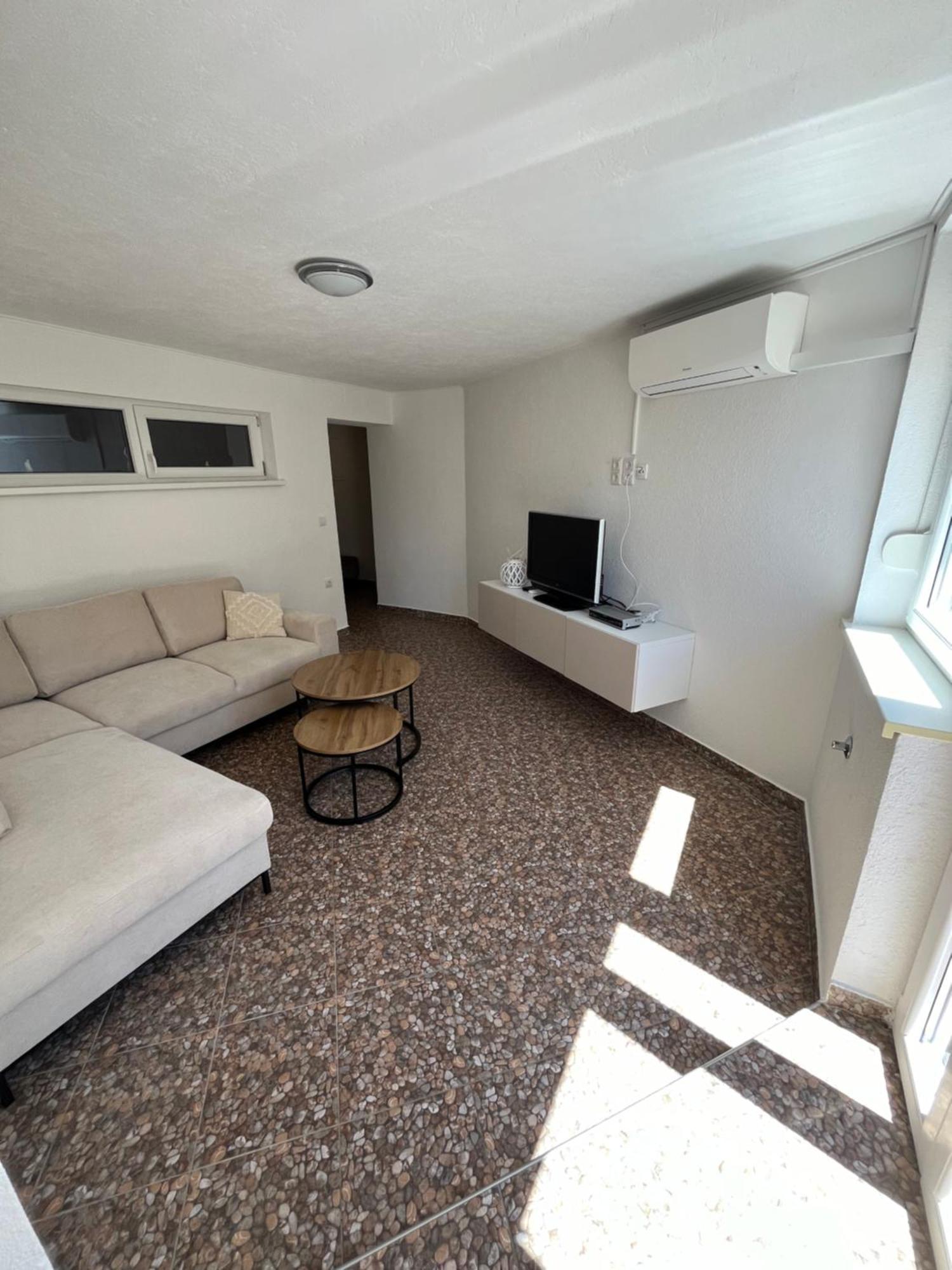 Apartments Adria Цриквеница Экстерьер фото